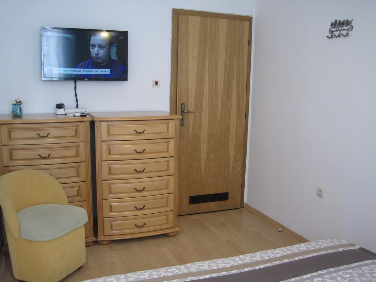Apartment Nadejda Varna Luaran gambar